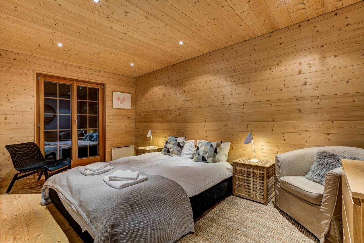 Chalet Le Chapeau La Tzoumaz Eksteriør billede